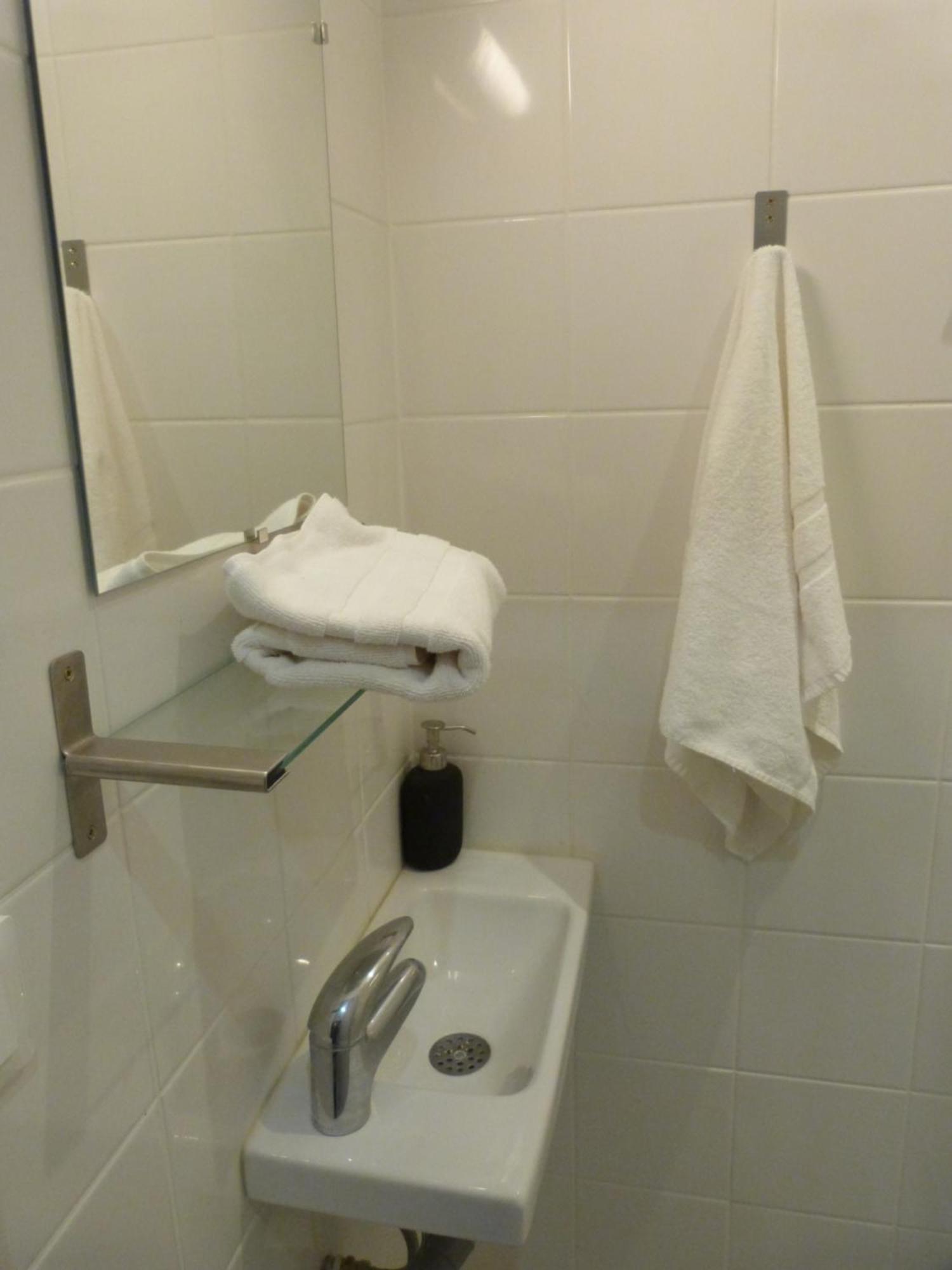 Hotel Prieuré de Grignan Habitación foto